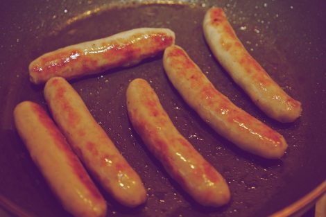 Medium sized sausages